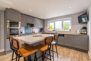 Kitchen- click for photo gallery